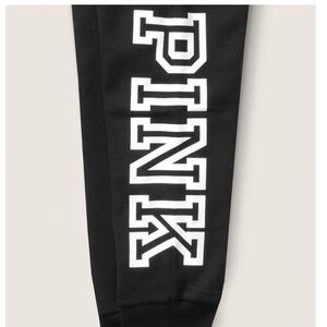 PINK by Victorias Secret joggers
